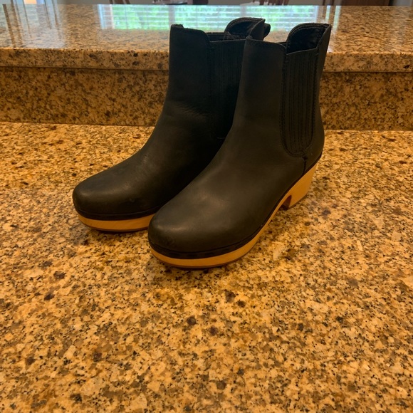 Frye Shoes - Frye & Co | Odessa Clog Chelsea Boots in Black Leather 10 Worn Once